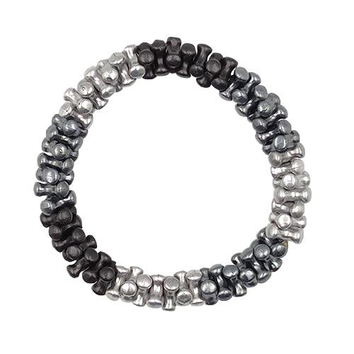 LEFAH Design – Modeschmuck aus Österreich
Entdecken Sie federleichten, handgefertigten Modeschmuck aus Österreich. Unsere Ohrringe, Halsketten und Armbänder sind allergikerfreundlich und angenehm zu tragen. Wir bieten faire Preise, faire Produktion und Designs mit Halbedelsteinen, Trachtenschmuck und Brautschmuck.