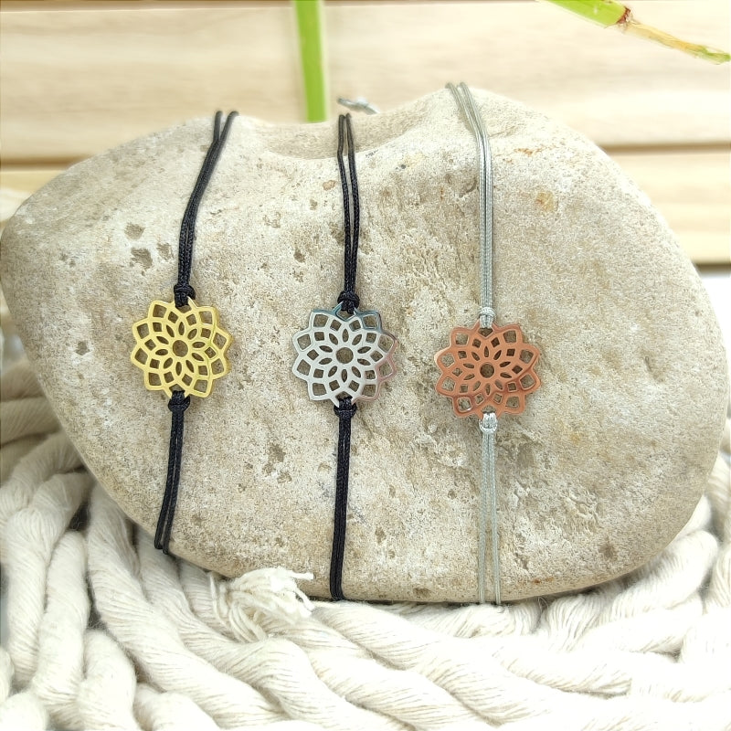 Entdecke das handgefertigte Energie Mandala Armband aus Edelstahl von LeFah Design, hergestellt in Oberösterreich. Ein Symbol für Balance und innere Ruhe, ideal als täglicher Begleiter für mehr Harmonie und positive Energie.