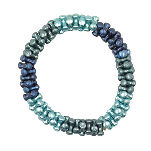 LEFAH Design – Modeschmuck aus Österreich
Entdecken Sie federleichten, handgefertigten Modeschmuck aus Österreich. Unsere Ohrringe, Halsketten und Armbänder sind allergikerfreundlich und angenehm zu tragen. Wir bieten faire Preise, faire Produktion und Designs mit Halbedelsteinen, Trachtenschmuck und Brautschmuck.